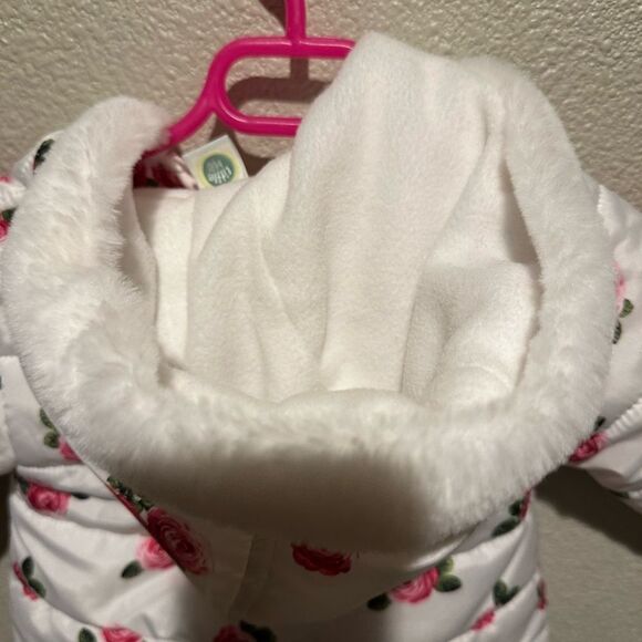 NWOT Little Me Infant Puffer Jacket w/ Roses Rose Size 12M - Picture 9 of 12